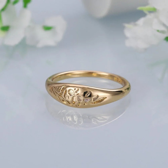 ▶14K Gold Plated Flower Carved Unique Fashion Vintage Ring for Women L032